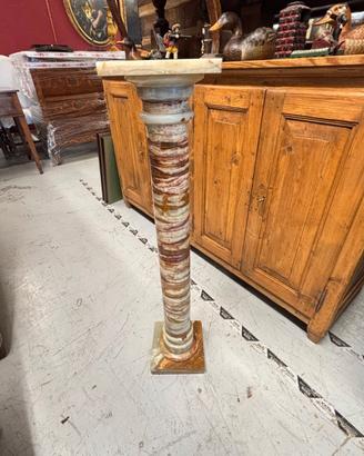 Antica colonna in marmo-  alabastro 1950 realizzat