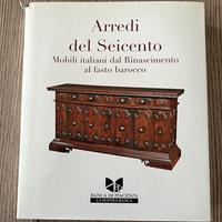 Libro "Arredi del Seicento: mobili italiani"