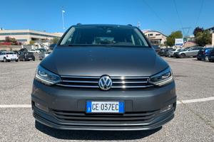 Volkswagen touran 1.6 tdi cambio auto fari led