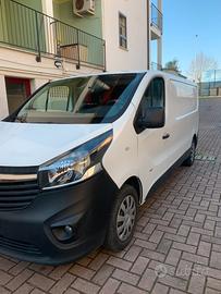 Opel Vivaro passo lungo