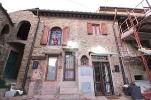 CASA DI CORTE A LAMPORECCHIO