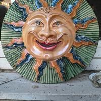 Decorazione rappresentante il sole