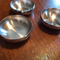 Ciotole in acciaio inossidabile. Vintage.