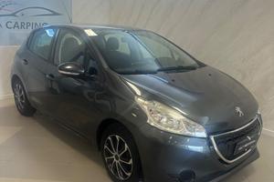 Peugeot 208 1.4 HDi 68 CV 5 porte Allure