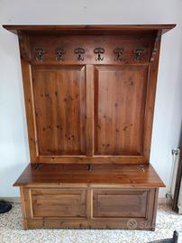 Cassapanca appendiabiti