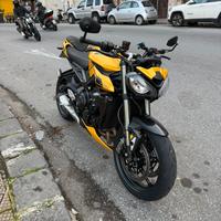Triumph Street Triple 765 RS Yellow
