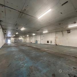 Capannone 500 mq - Pero (Milano) -