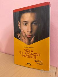 libro “viola e il ragazzo invisibile”