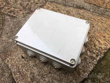 n° 3 scatole elettriche derivazione Gewiss