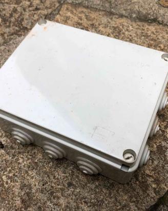 n° 3 scatole elettriche derivazione Gewiss