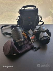 Nikon D 3100 piu' due obiettivi: 18-55 mm e 55-200