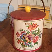 Scatola latta da collezione Baret Ware 