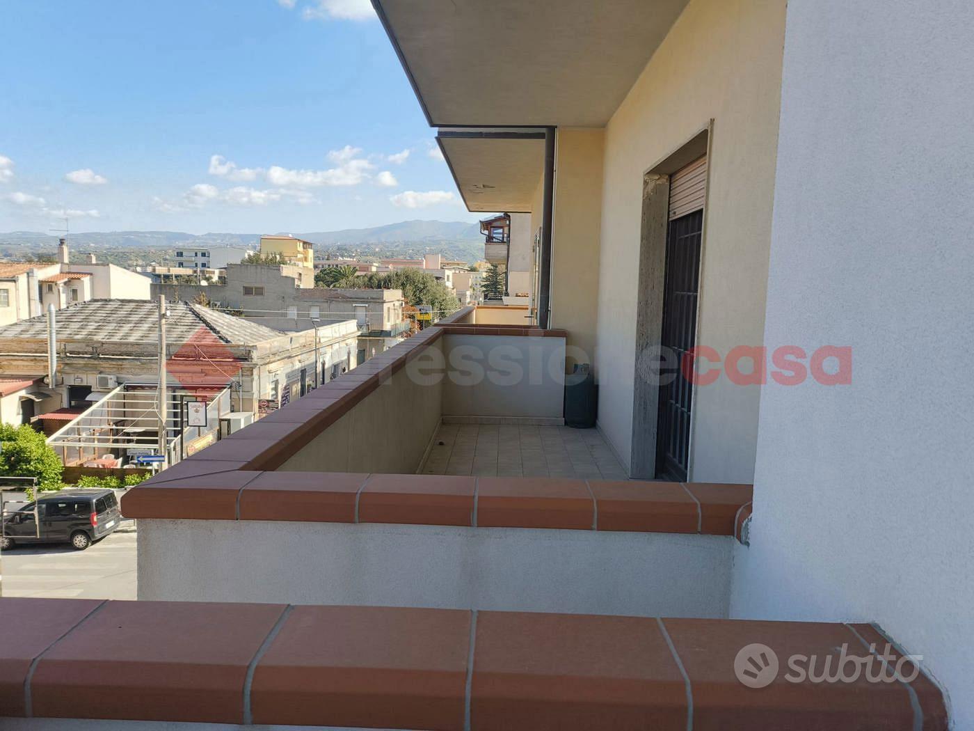 Appartamento – Reggio di Calabria, Fiumarella, Lume - Altro