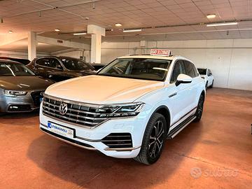 Volkswagen Touareg ADVANCED 3.0 V6 TDI SCR tiptr. 