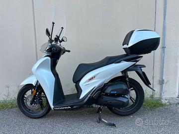 Honda SH 150 anno 2025