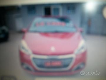 Peugeot 208 PureTech 82 5 porte Active riferimento