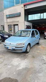 Fiat Punto 1.2i cat 5 porte EL