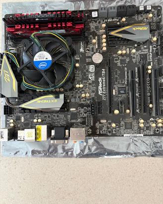 Scheda madre +  Intel Core i7-3770 + 12GB RAM