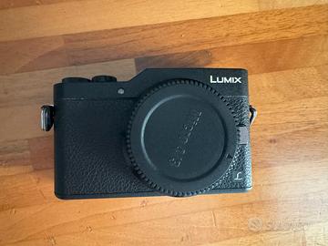 Panasonic Lumix GX800 mirrorless m4/3 solo corpo