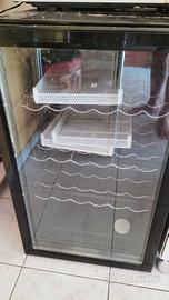 Vetrina frigo per vino