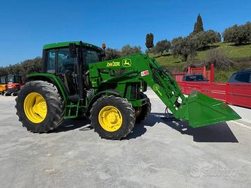 Trattore gommato - JHON DEERE 6200 DT