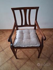 SEDIA IN LEGNO CON BRACCIOLI DA CAPOTAVOLA