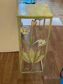 mobiletto in ferro battuto 