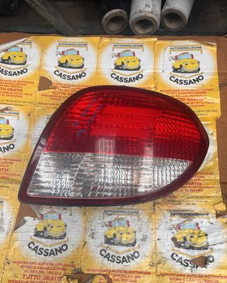 FARO POSTERIORE DESTRO HYUNDAI COUPE' ANNO:2003