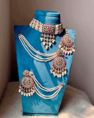 Indian set jewelry