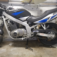 Suzuki GS 500 - Anno 2002 - Da ripristinare