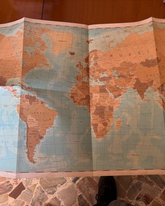 Poster Mappamondo Broken Compass Kickstarter Esclu