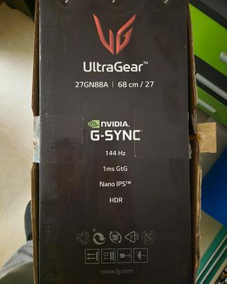 Monitor LG UltraGear Ergo 27 pollici