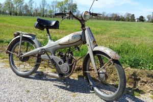 Motom 48 4 tempi del 1954 con Libretto ok