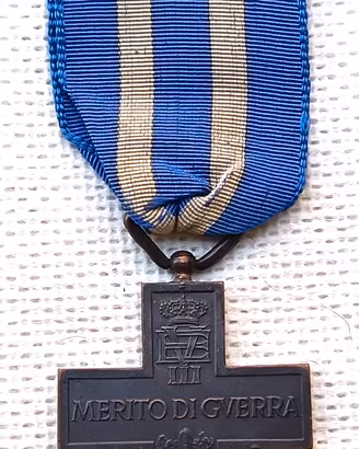 Croce merito guerra VITTORIO EMANUELE III in AOI