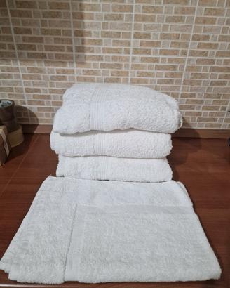 Tris asciugamani bagno