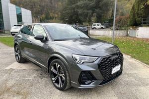 Audi Q3 SPB 35 TFSI Identity Black