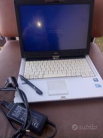 PC Fujtsu Lifebook T900 con penna wacom