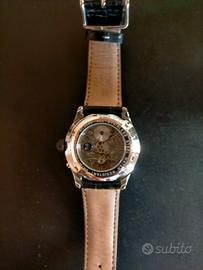 orologio con riserva di carica 