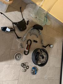 Accessori moto kimco ak 550 super turing anno 2020