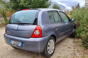Renault clio storia