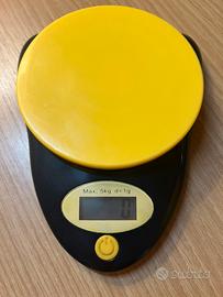 Bilancia da cucina digitale gialla