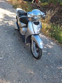 Aprilia scarabeo 50 4 tempi 
