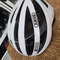 casco  Abus mai usato L