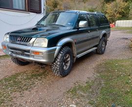 Mitsubishi l200 - 2000