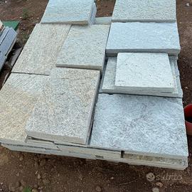 Pietra Luserna 30 x correre x 2/4 cm