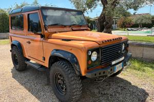 Land rover Defender 90 ex carabinieri 2.0 mpi