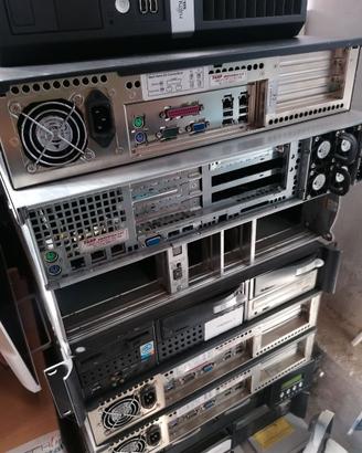 Lotto 8 Server Rack Vintage (2U/4U) - Pentium 4