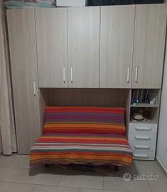 Armadio a ponte con divano letto