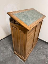 Schedario classificatore con ante a tapparella