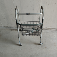 Girello per interni, sgabello doccia e supporto wc